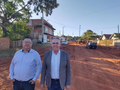 Chegou a vez da Av. Governador Munhoz da Rocha e suas ruas de acesso.Chegou a vez da Av. Governador Munhoz da Rocha e su