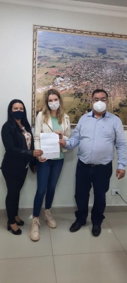 Deputada Luísa Canziani visita Loanda e deixa mais de um milhão e trezentos mil reais em emendas firmados com o Munícipi